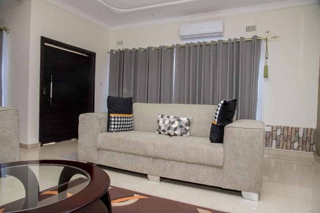 Royal Suites Apartments Lusaka Exteriér fotografie